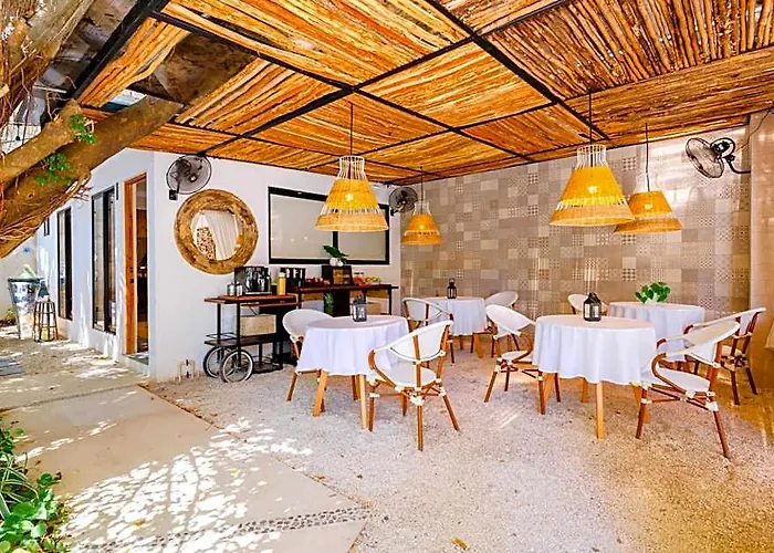 Hotel Malish And Playa del Carmen