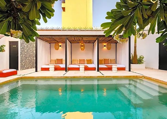 Malish And 2* Playa del Carmen