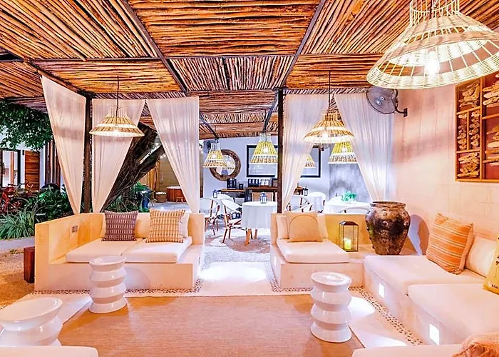 Malish And Hotel Playa del Carmen