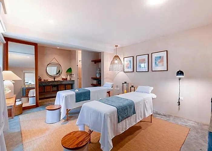 Hotel Malish And
